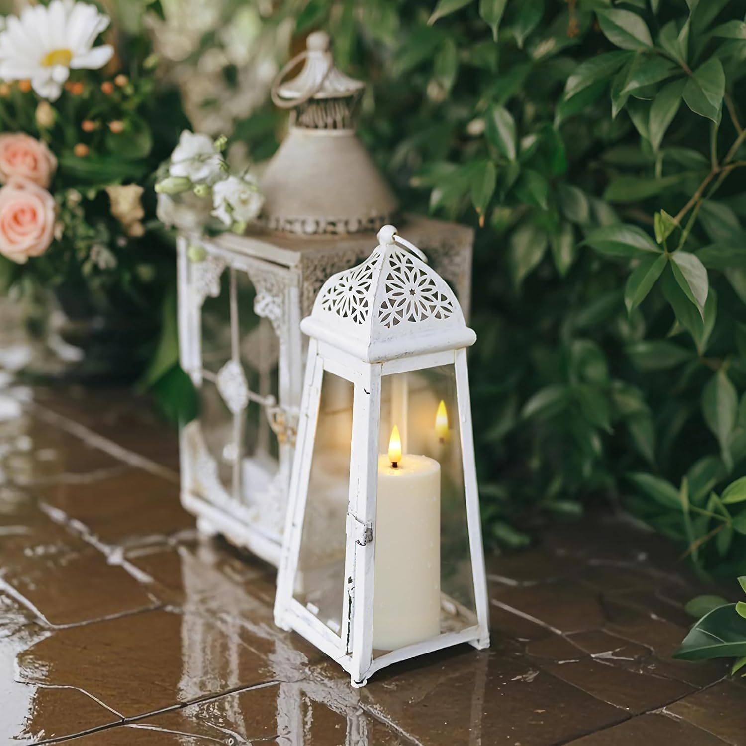 Bougies LED sans flamme, étanches, de 5,5 cm x 10 cm, 10 cm, 12,5 cm, 12,5 cm, 15 cm, 15 cm et 17,5 cm, avec télécommande et minuterie, fonctionnant sur piles, en plastique ivoire, lot de 8, lumière chaude vacillante pour l'extérieur